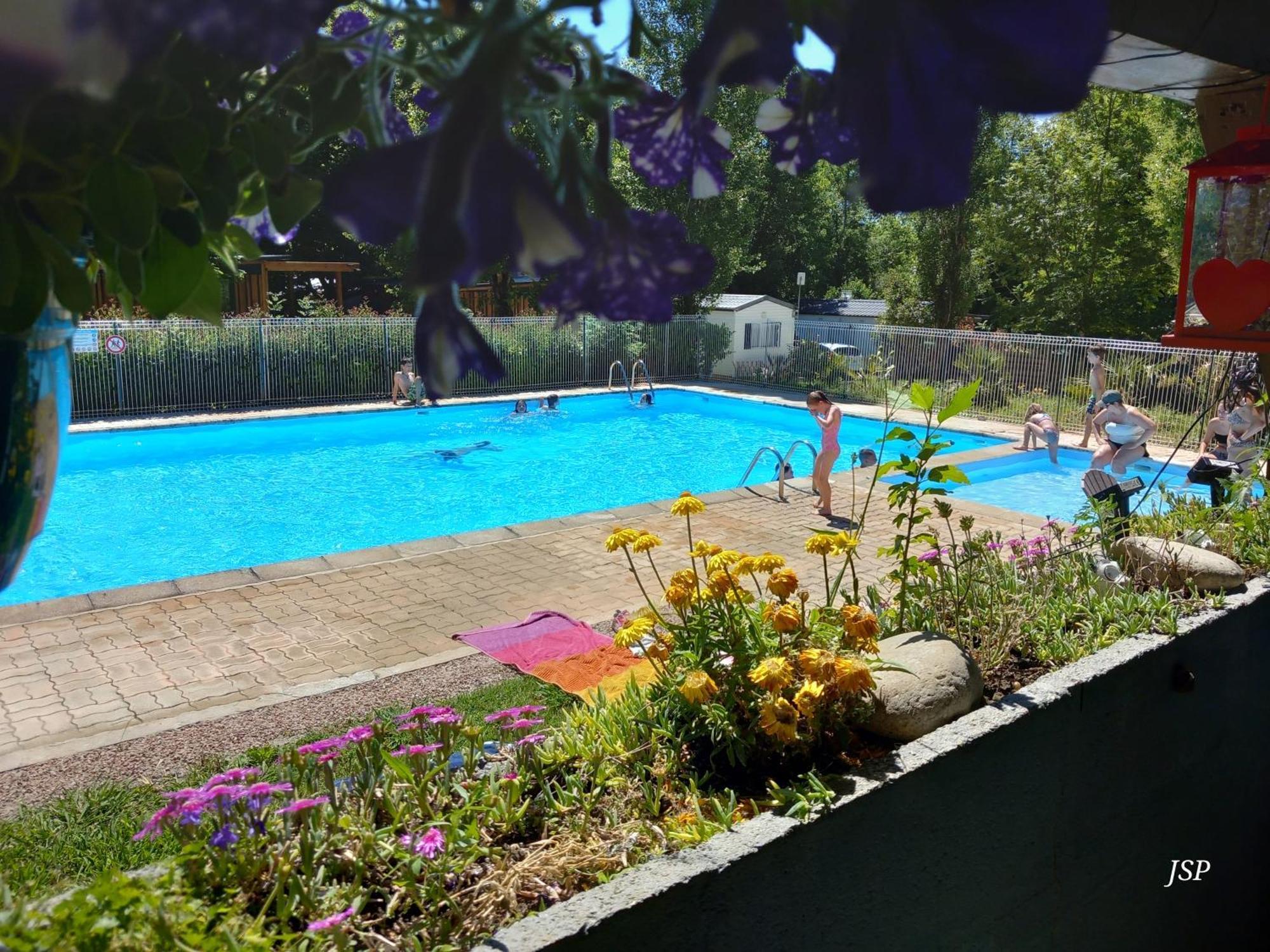 Chalet Zen Vaudreuille Luaran gambar